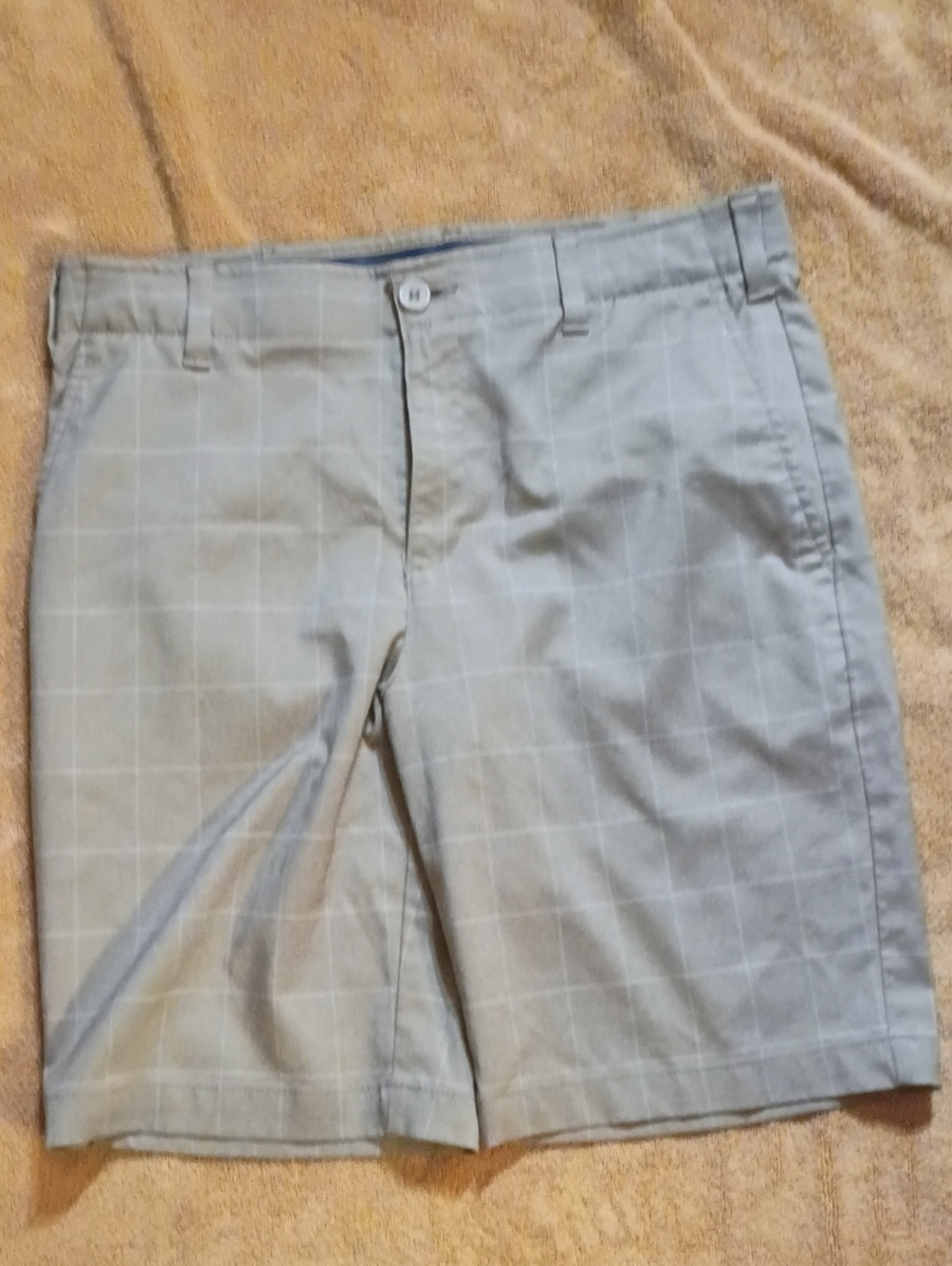bcg Men's Light Gray Windowpane Flat-Front Shorts
